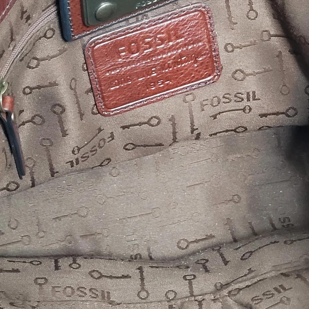 Vintage Fossil Reissue Tapestry Kilimanjaro Leather Hand Bag Turn-Lock Red Brown - Picture 5 of 16